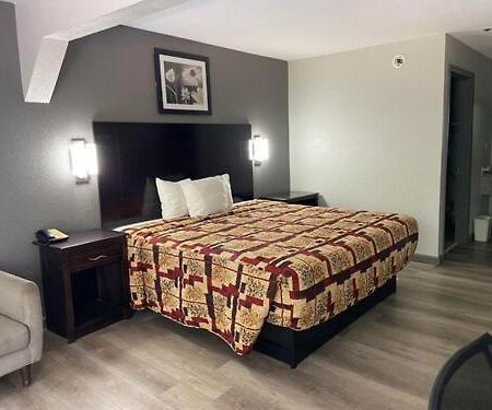 Speedway Inn & Suites Griffin Kültér fotó